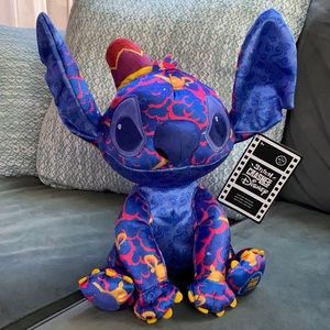 Stitch Crashes Disney 6/12 Aladdin limited release
